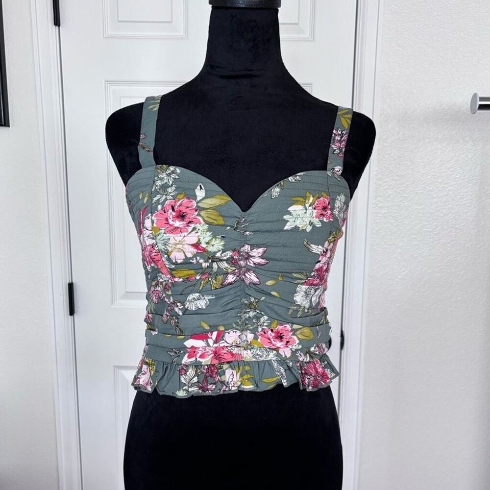 BOG CROP TOP M NWT